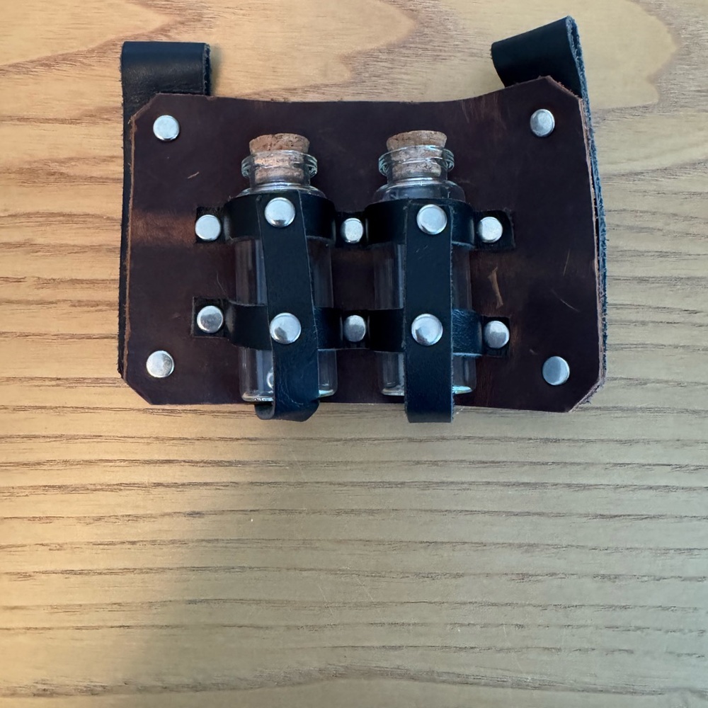 Elegant Leather Vial Holder with Black Straps